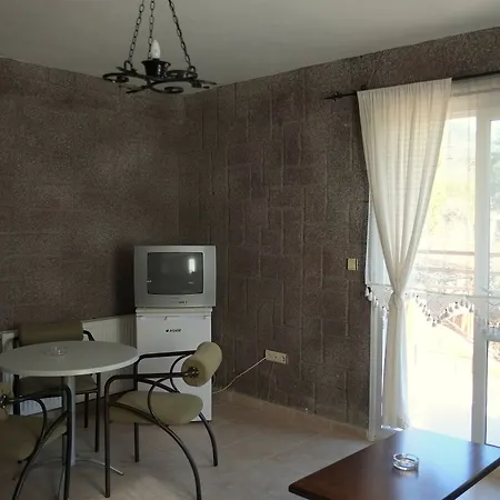 Babylon Gardens Apartment